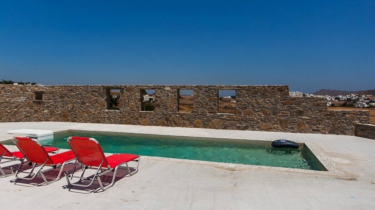 Paros Villa | NikoRamaVilla Swimming pool and BBQ with sea and mountains view