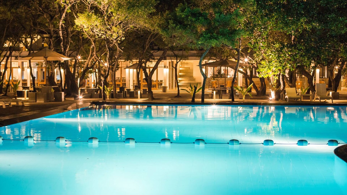 Irrakkakandi Hotel | Nilaveli Beach Hotel