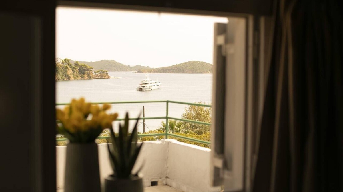 Skiathos Town Hotel | Nimfi Hotel