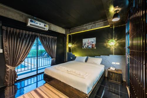 Nong Prue Hotel | Nine blue residence