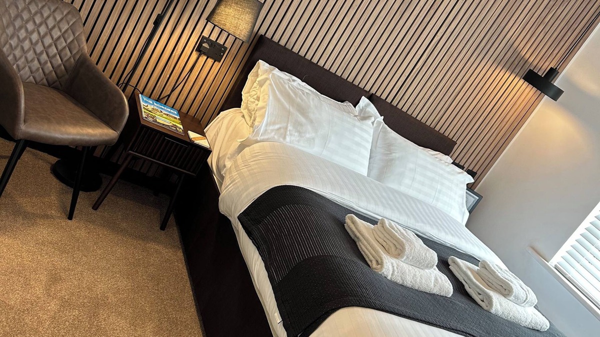 Seahouses Bed & Breakfast | Nine King Street Room Only Accomodation