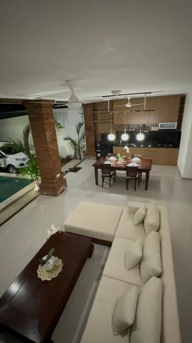 Berawa Villa | NINE NINE VILLA
