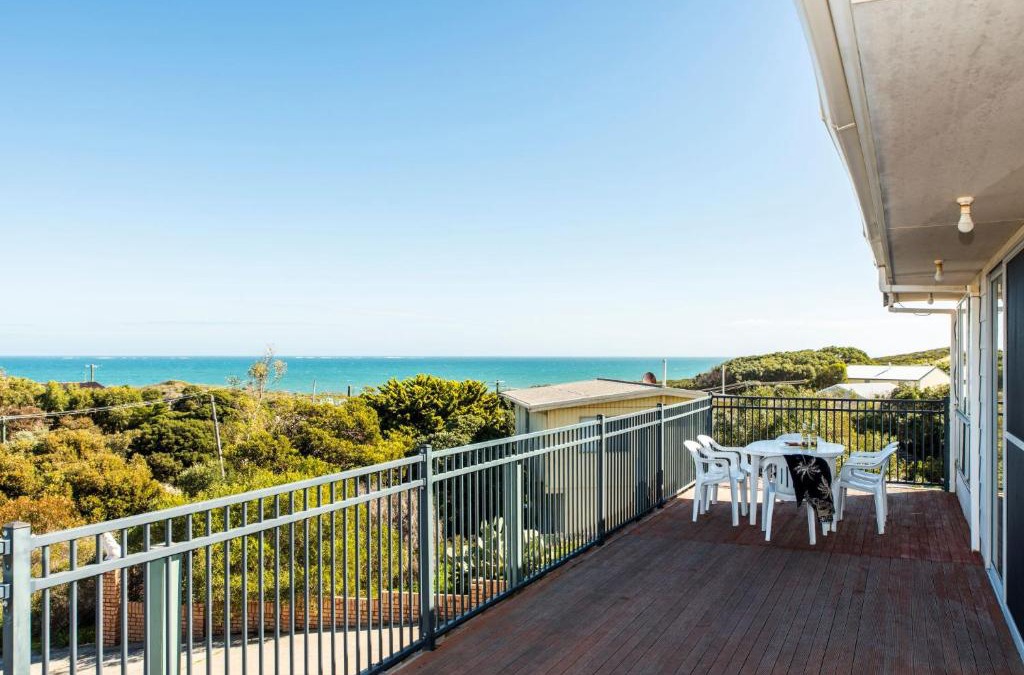Guilderton House | Ninettas Views - Great coastal location