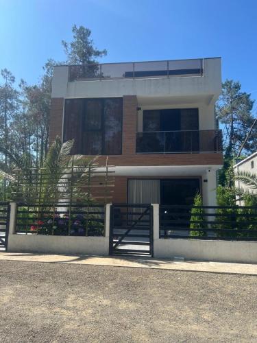 Ureki Apartment | NinosVilla (ShekvetiliKaprovani) 70м до моря