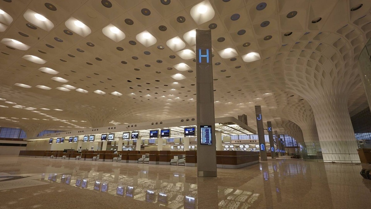 Vile Parle East Hotel | Niranta Transit Hotel Mumbai Airport - At Arrivals