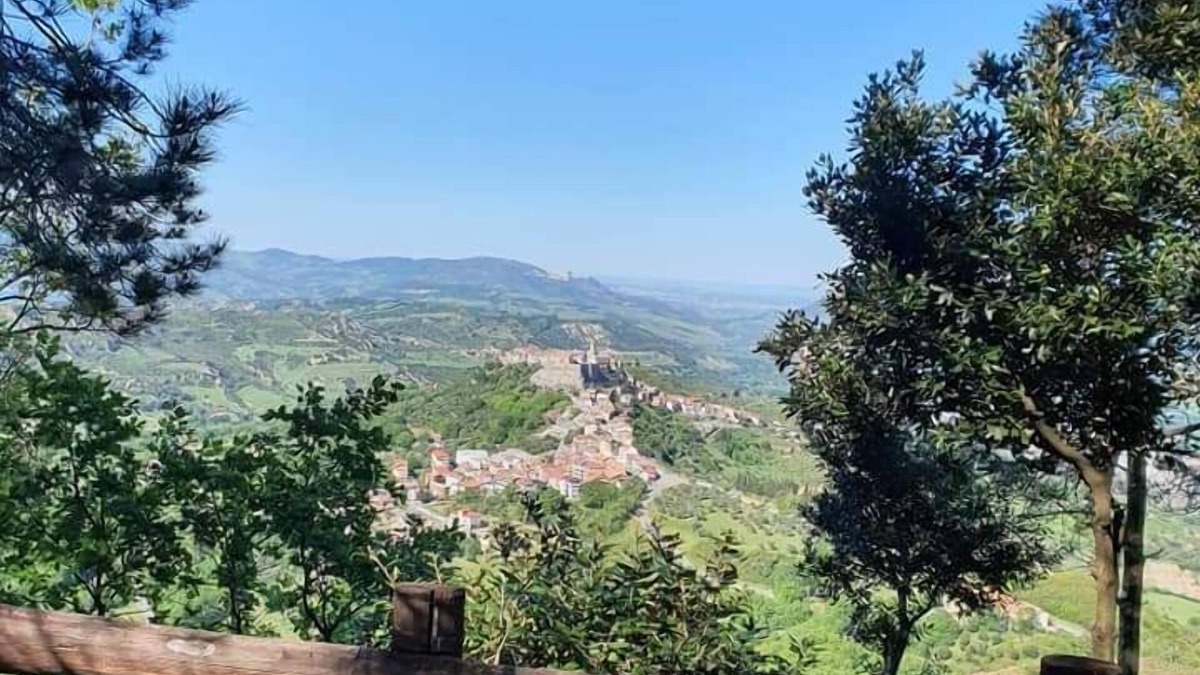 Noepoli House | Nirvana Experience bed and breakfast