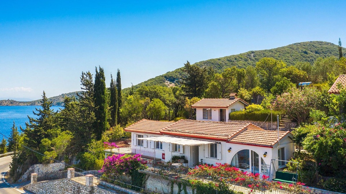 Frikes Villa | Nitsa's House - Two Bedroom Villa, Sleeps 4