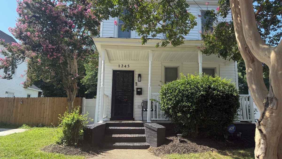 Newport News House | nLooking for relaxation and peace? This is the perfect spot for a quick getaway.