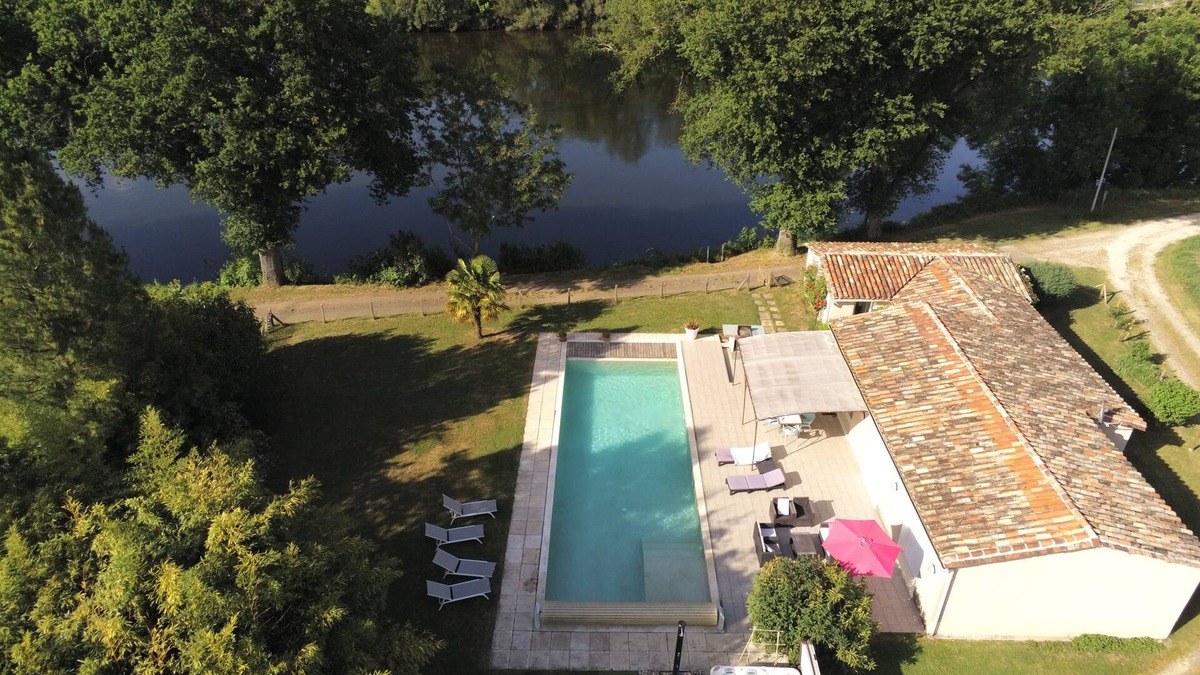 Siorac-en-Perigord Villa | nMaison d’exception en bord de Dordogne – Piscine chauffée & Jacuzzi
