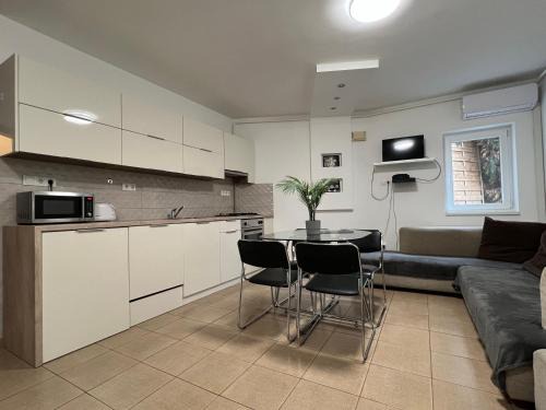Pecs Apartment | NMG APARTMAN - Péter utca