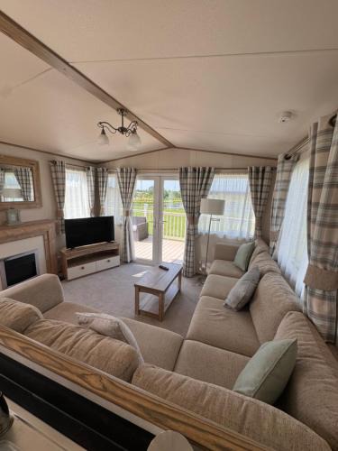 Tunstall Other | No 68 The Dales