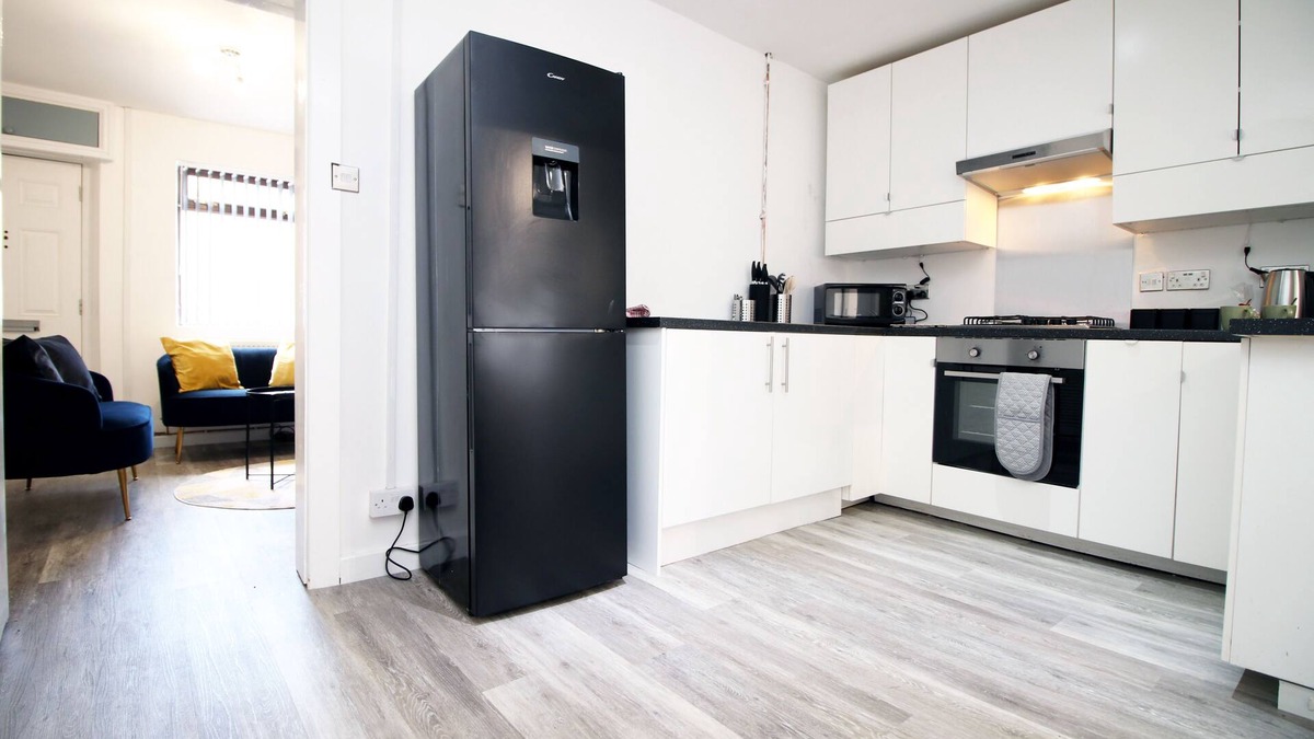 Glyncorrwg House | No. 9 Afan Valley House by SSW - FREE Parking