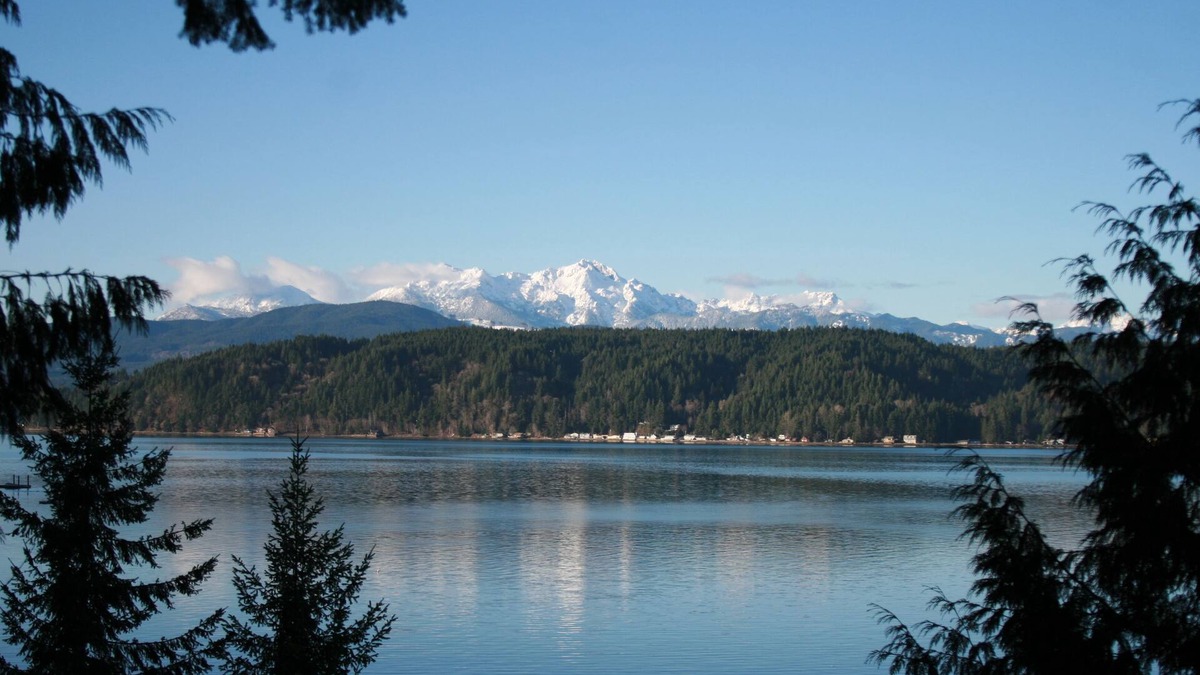 Union House | No Better View of the Olympics (near Alderbrook Resort)