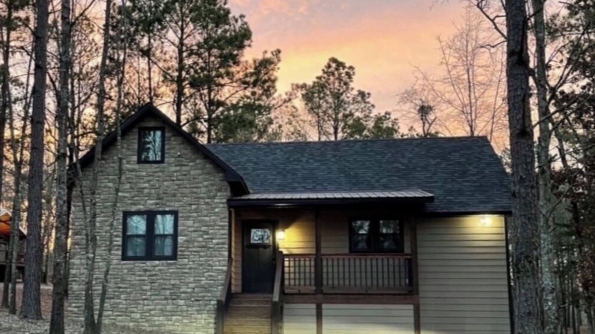 Broken Bow Cabin | No HT Traffic or Cleaning Fee ~ Private Area Park