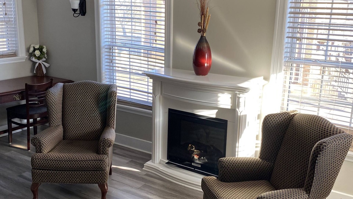 Moncton Apartment | No longer have this property. Vrbo makes it difficult to delete this property.