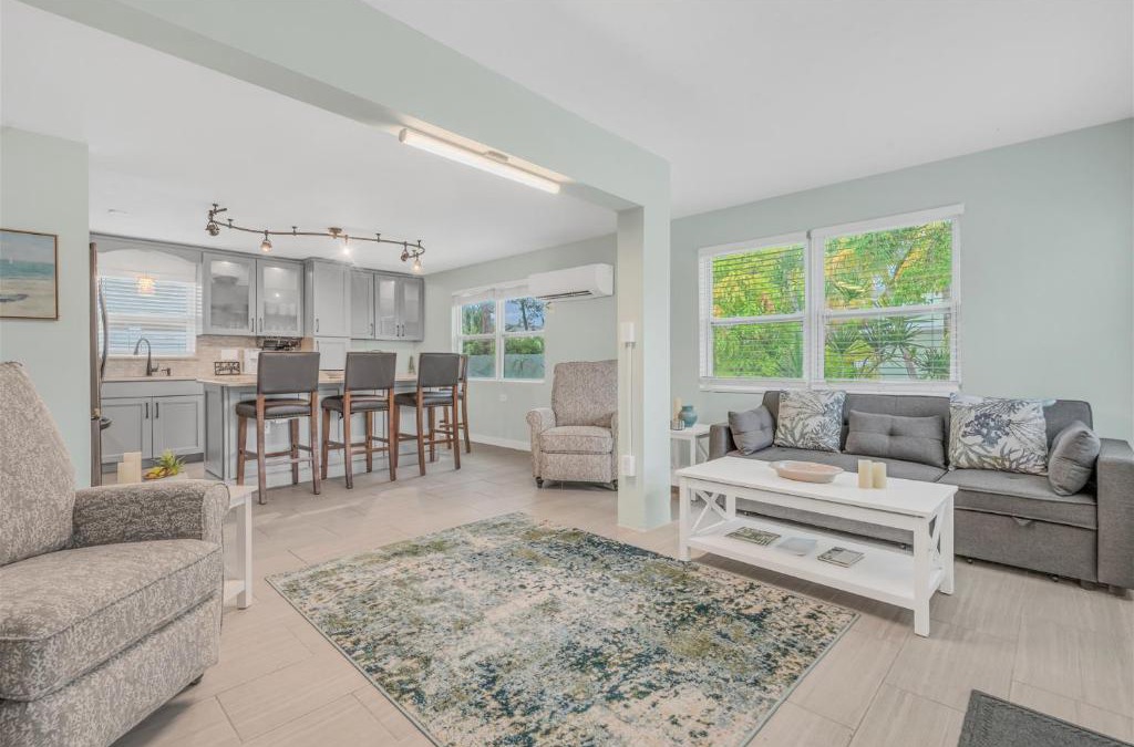 Little Venice House | No Name Cottage