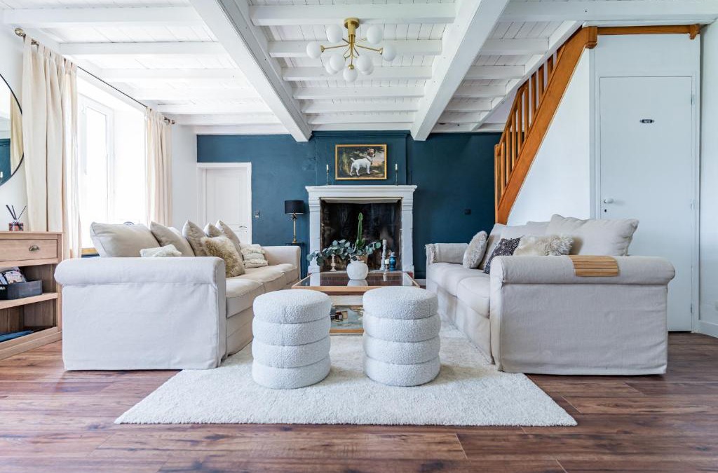 Canchy House | No2 By The Fields