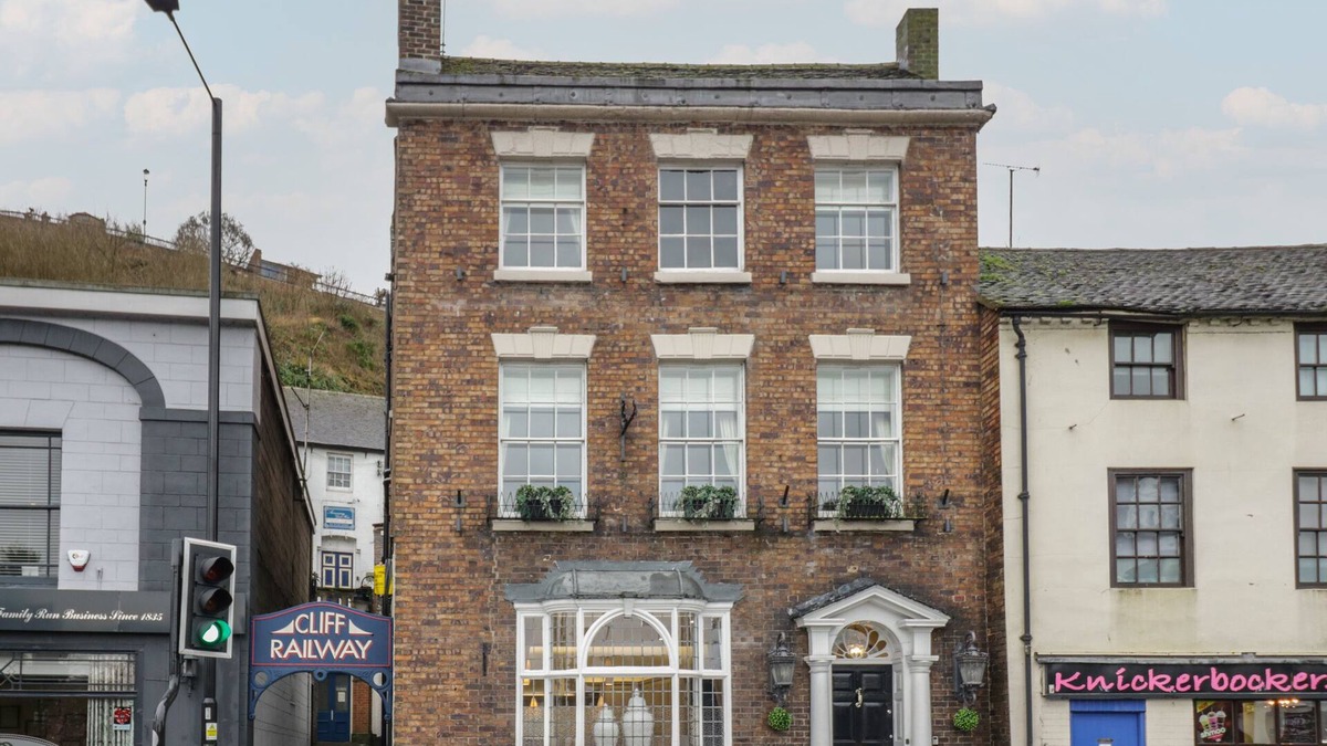 Bridgnorth Cottage | NO3 ON THE SEVERN, family friendly, with a garden in Bridgnorth