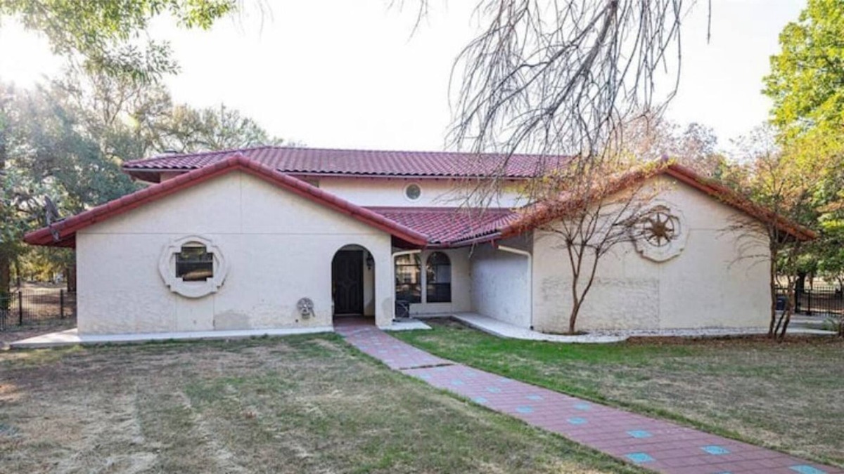 Bartonville Other | Noah's Ark Rescue Ranch