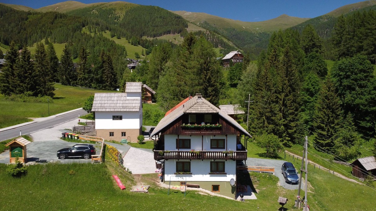 Sankt Oswald Apartment | Nockalm Cottage Studio Wiesennock