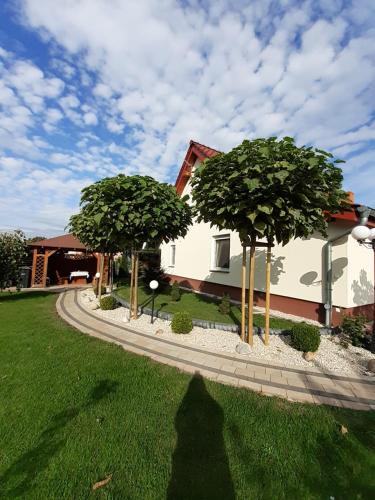 Dobrzen Wielki Apartment | Noclegi Dobrzeń Wielki