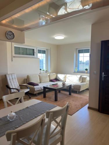 Opole Apartment | Noclegi Opole-Chmielowice Apartament B