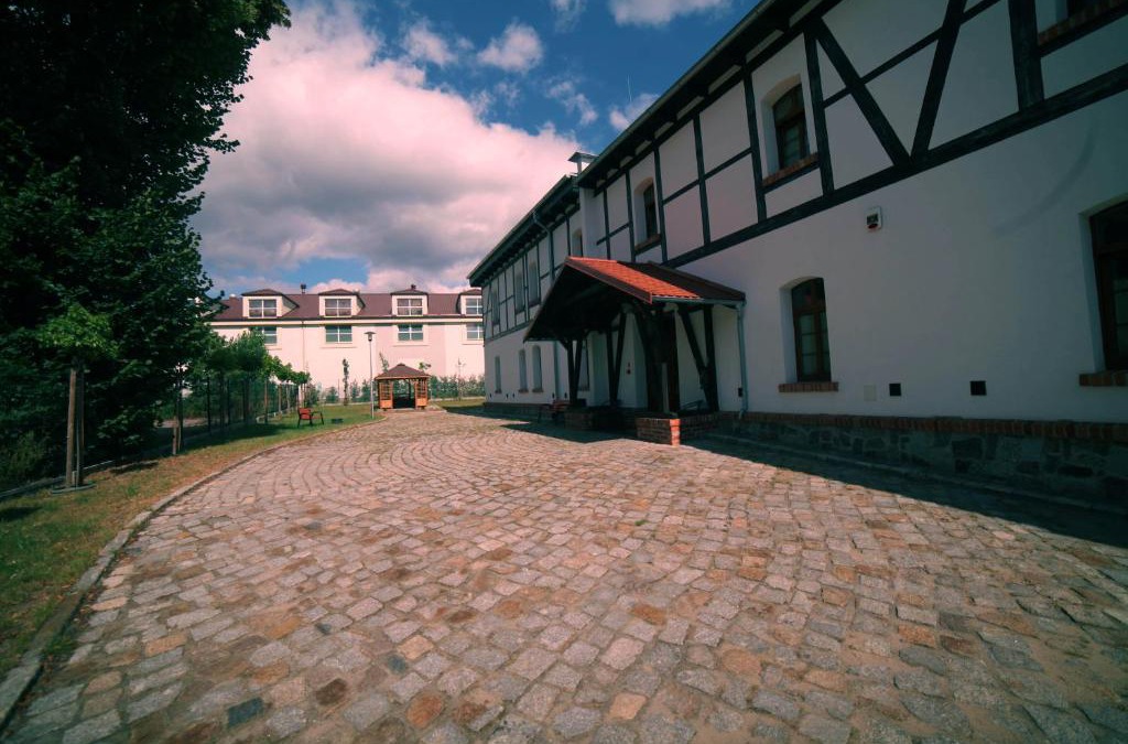 Pila Hotel | Noclegi Stara Wozownia