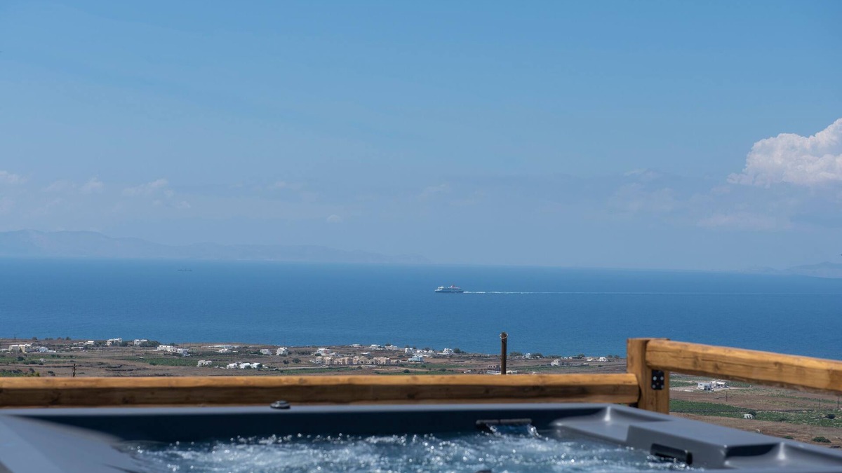Finikia Villa | Noelia Suites