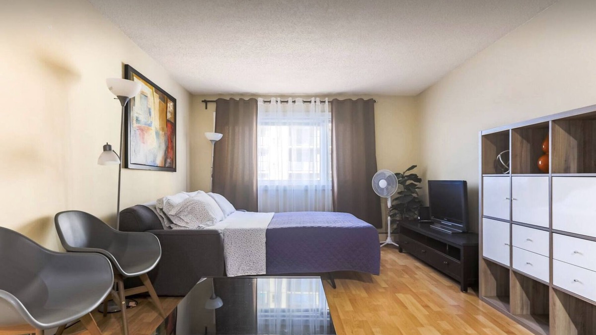 North Central Edmonton Condo | Non Smoking Entire Studio Condotel, Downtown River Valley, Downtown.