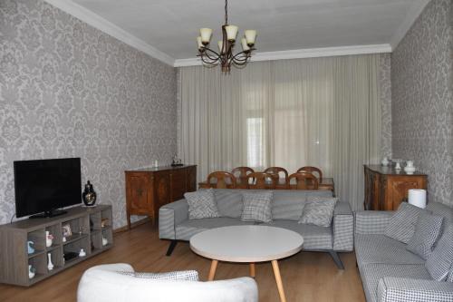 Kobuleti House | Nona's House