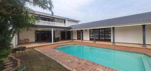 Margate House | NoniSands Guesthouse