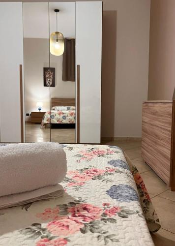 San Giovanni Gemini Apartment | Nonna Croce Home