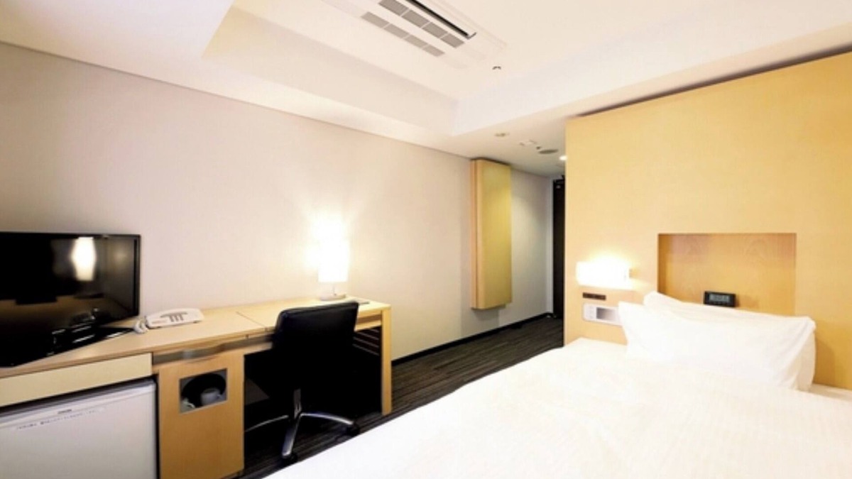 Shinmachi Hotel | Nonsmoking Double room Room only Smile Value /Osaka Ōsaka