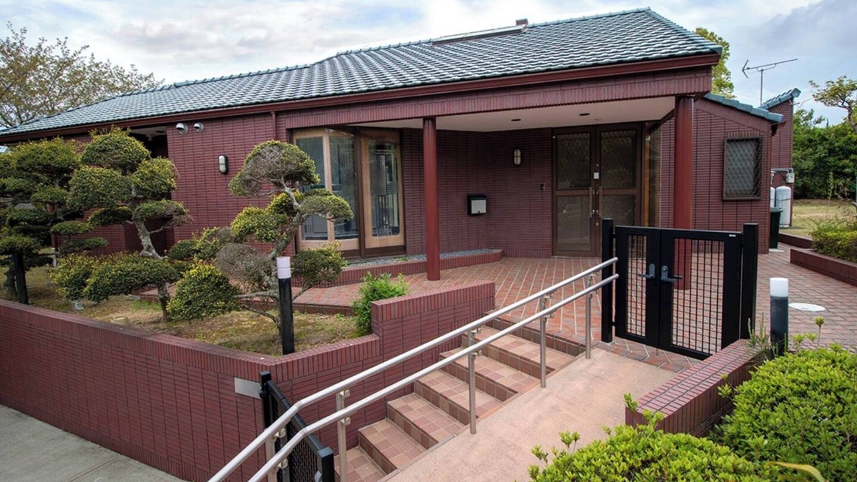 Shima House | Nonsmoking Limited to one group per day Priva/Shima Mie