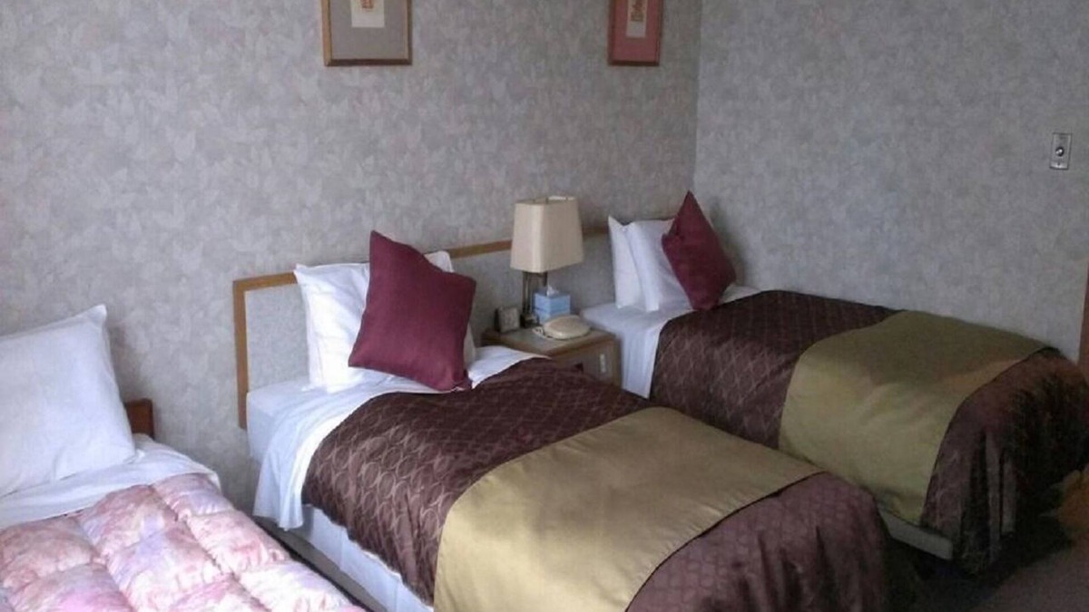 Kintaro Onsen Hotel | Nonsmoking Triple Twin Cot/Uozu Toyama