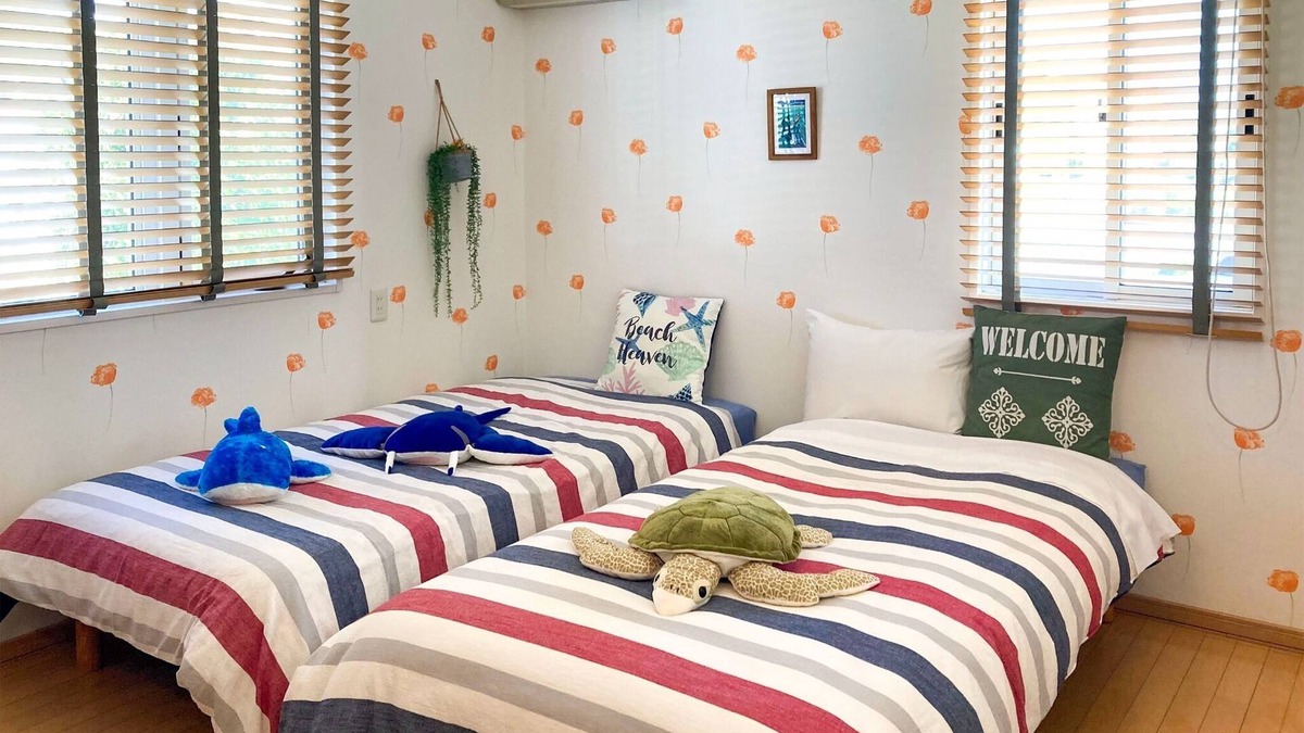 Yonabaru Apartment | Nonsmoking Twin aquarium room 203/Shimajiri-gun Okinawa