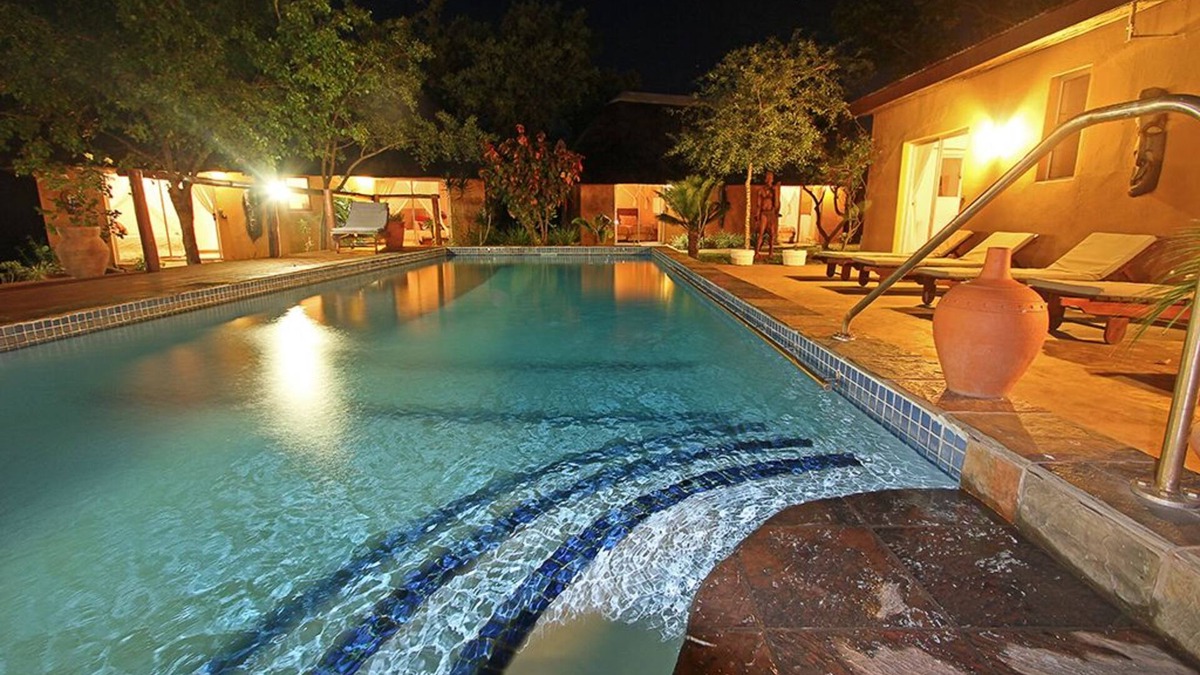 Phalaborwa Cabin | Normann Safari Bush Lodge