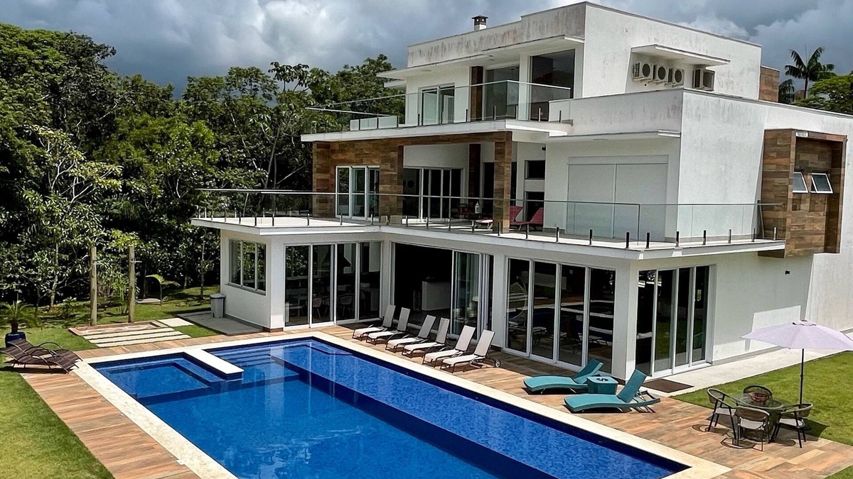Costa do Sol House | North Coast Beautiful Mansion with 8 suites - Fantastic