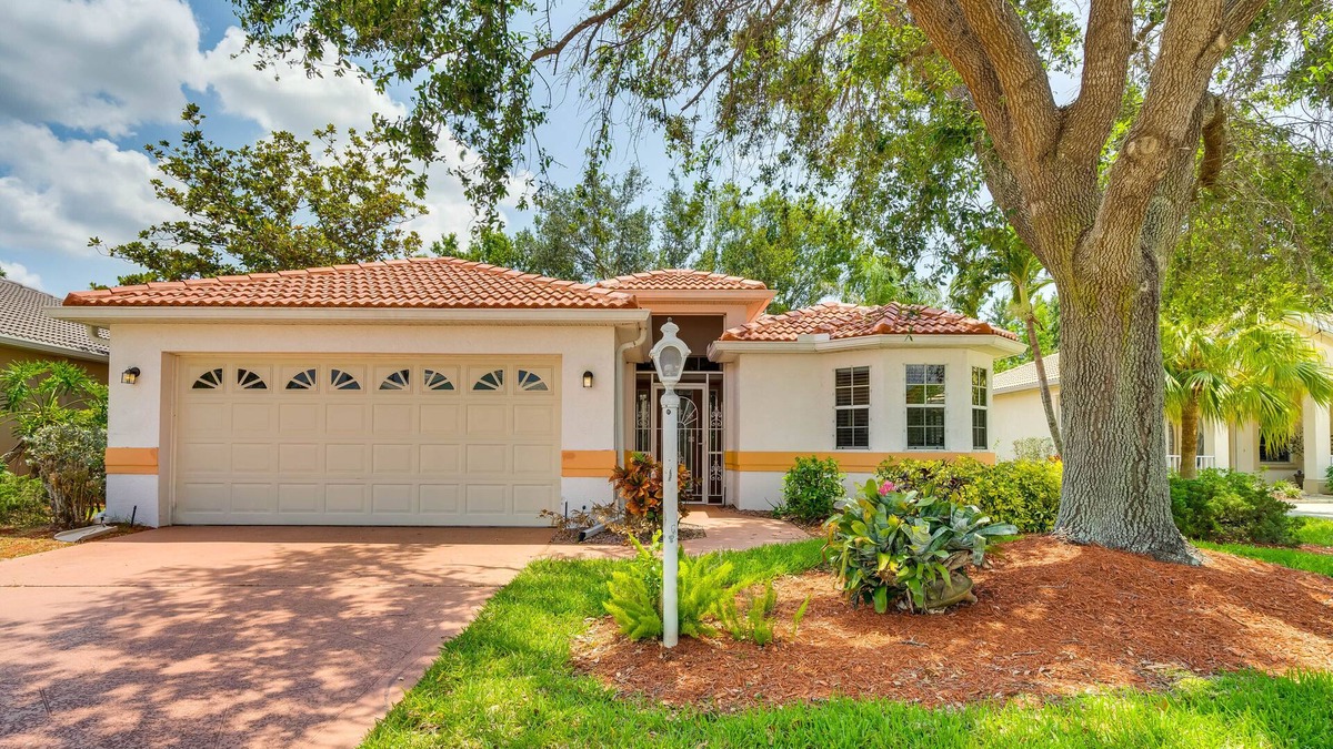 Herons Glen House | North Fort Myers Getaway w/Resort Amenities!