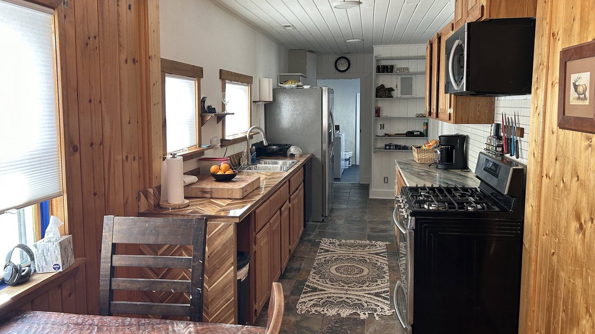 Walden House | NORTH PARK MOUNTAIN RETREAT 40 Minutes from Steamboat Hunting Fishing Hiking