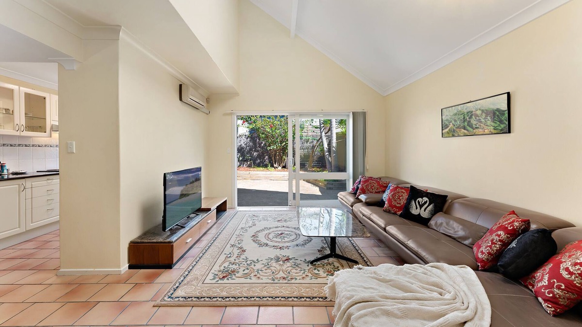 Cremorne House | North Shore Spacious 2BR Home in Cremorne