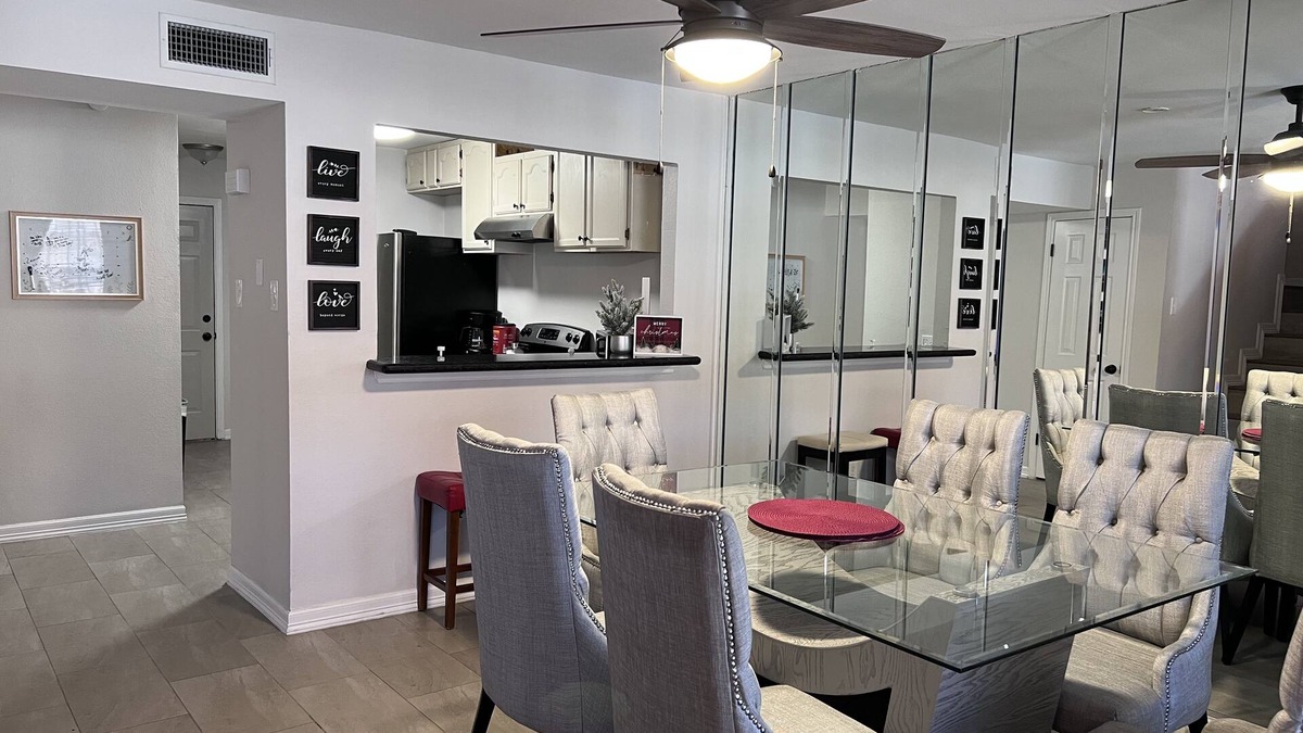Bonanza Condo | North side 3 bedrooms 2 bath