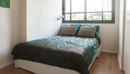 Old North Apartment | North Tel Aviv