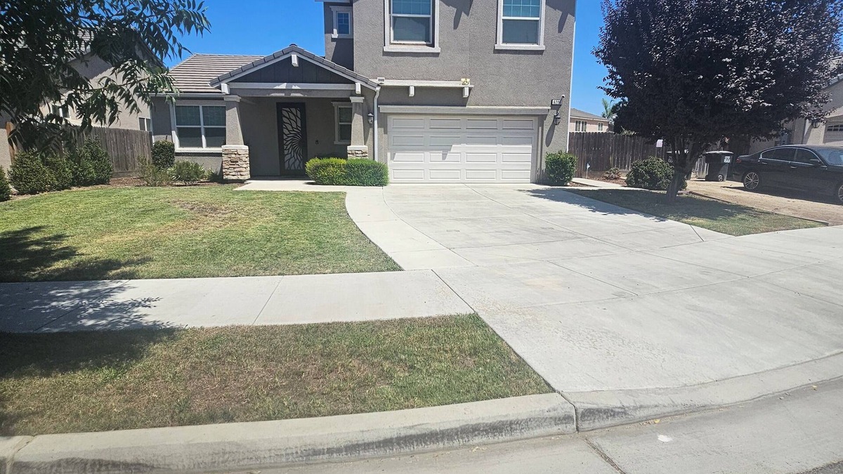 Visalia House | North Visalia Family Getaway – 5BR/3BA, Near Parks & Sequoia NP, Sleeps 12