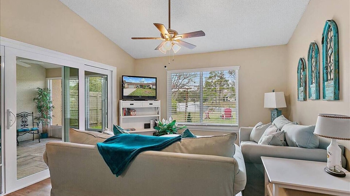 Southside House | Northeast Florida Retreat