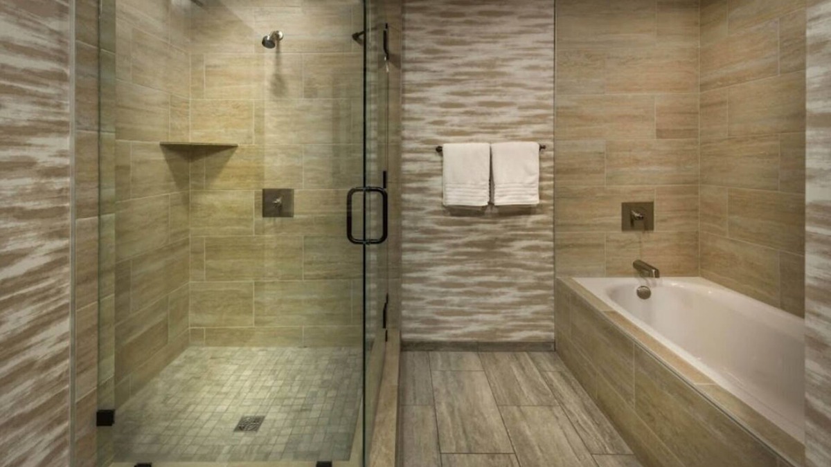 Truckee Resort | Northstar Lodge with ski in/out gondola on site! Best resort in Tahoe!