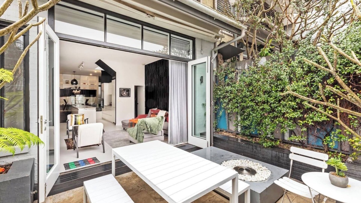 Camperdown House | Northwood Haus Refined Federation style Retreat