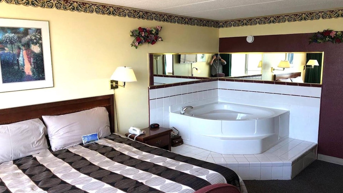 Worthington Hotel | Norwood Inn and Suites Worthington