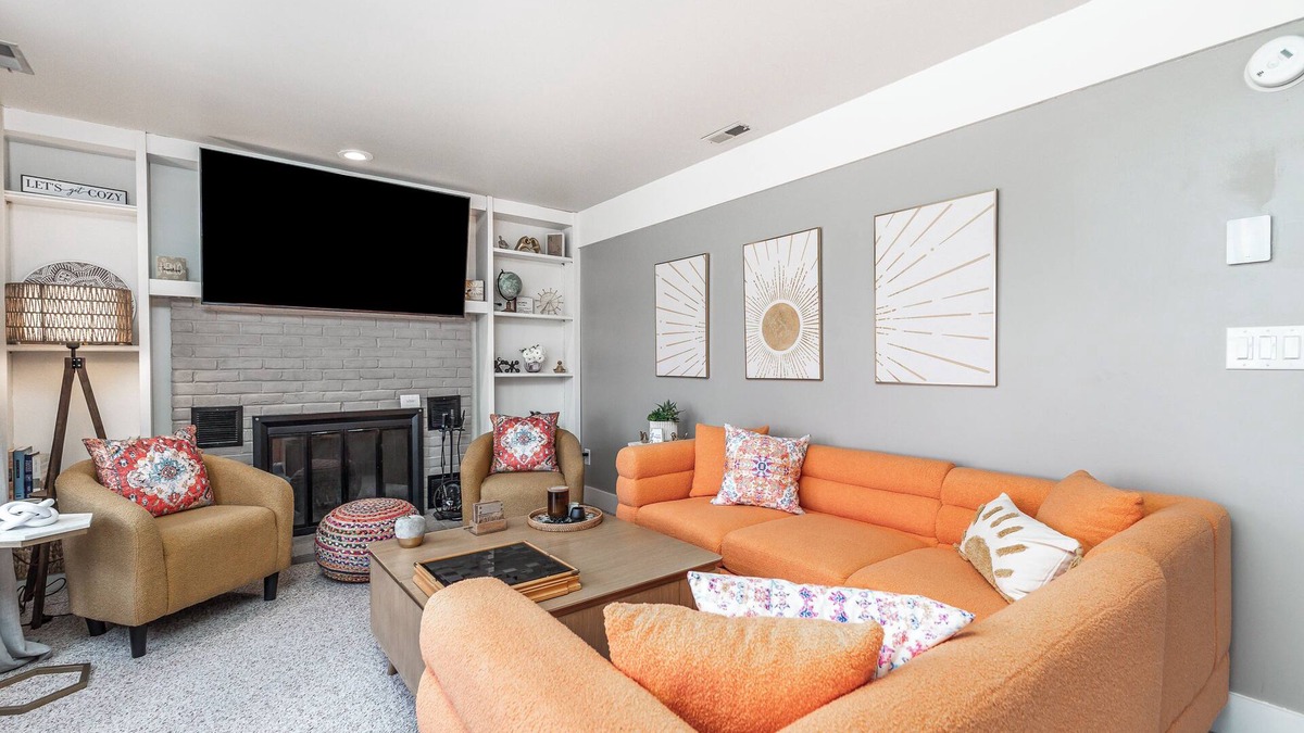 The Galena Territory House | Not-So-Tiny Tiny House with High-Speed Internet, 60-inch TV, Deck, and More!