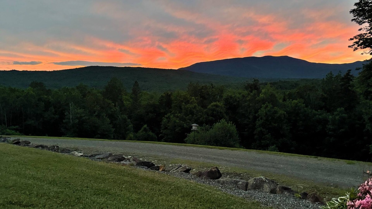 Phillips House | nOutdoor enthusiasts haven,atv,utv access to ITS